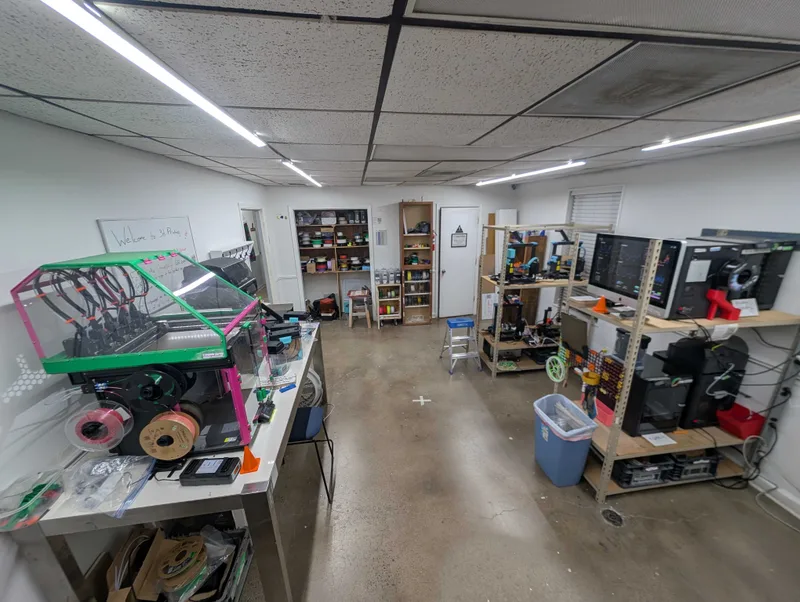 3D Printing shop at Make Nashville